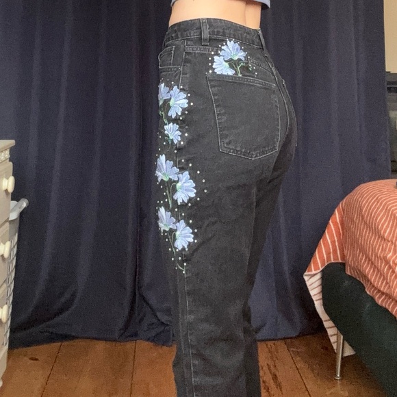Topshop Black Moto Mom Jeans with Flower Embroidery - Picture 2 of 9